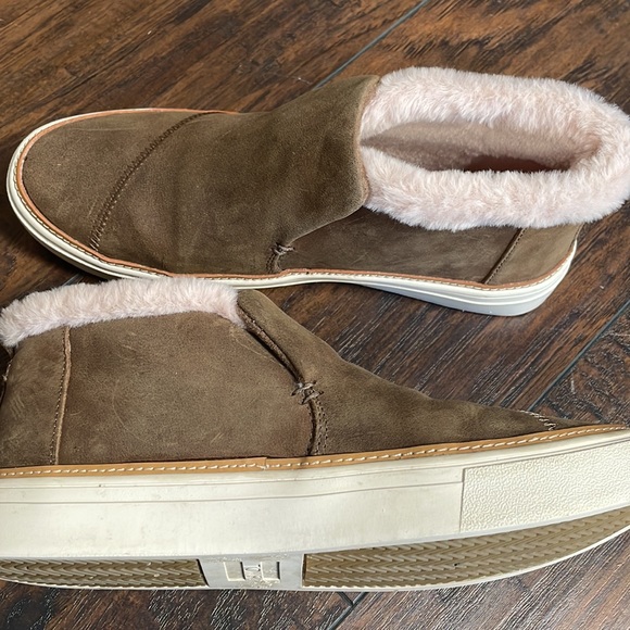Women’s Toms Paxton Slip On - Picture 8 of 9